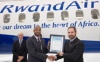 Rwandair reçoit à Toronto un biturbopropulseur Q400 NextGen