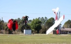 Une collision entre un parachutiste et un avion en Floride donne une incroyable série de photos